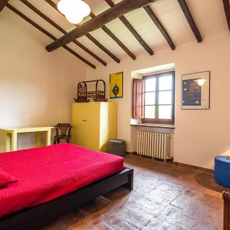 Vintage Mansion In With Garden Montegabbione