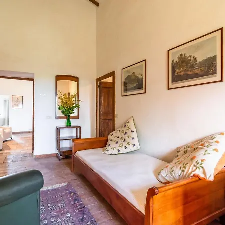 Сasa de vacaciones Vintage Mansion In With Garden Montegabbione
